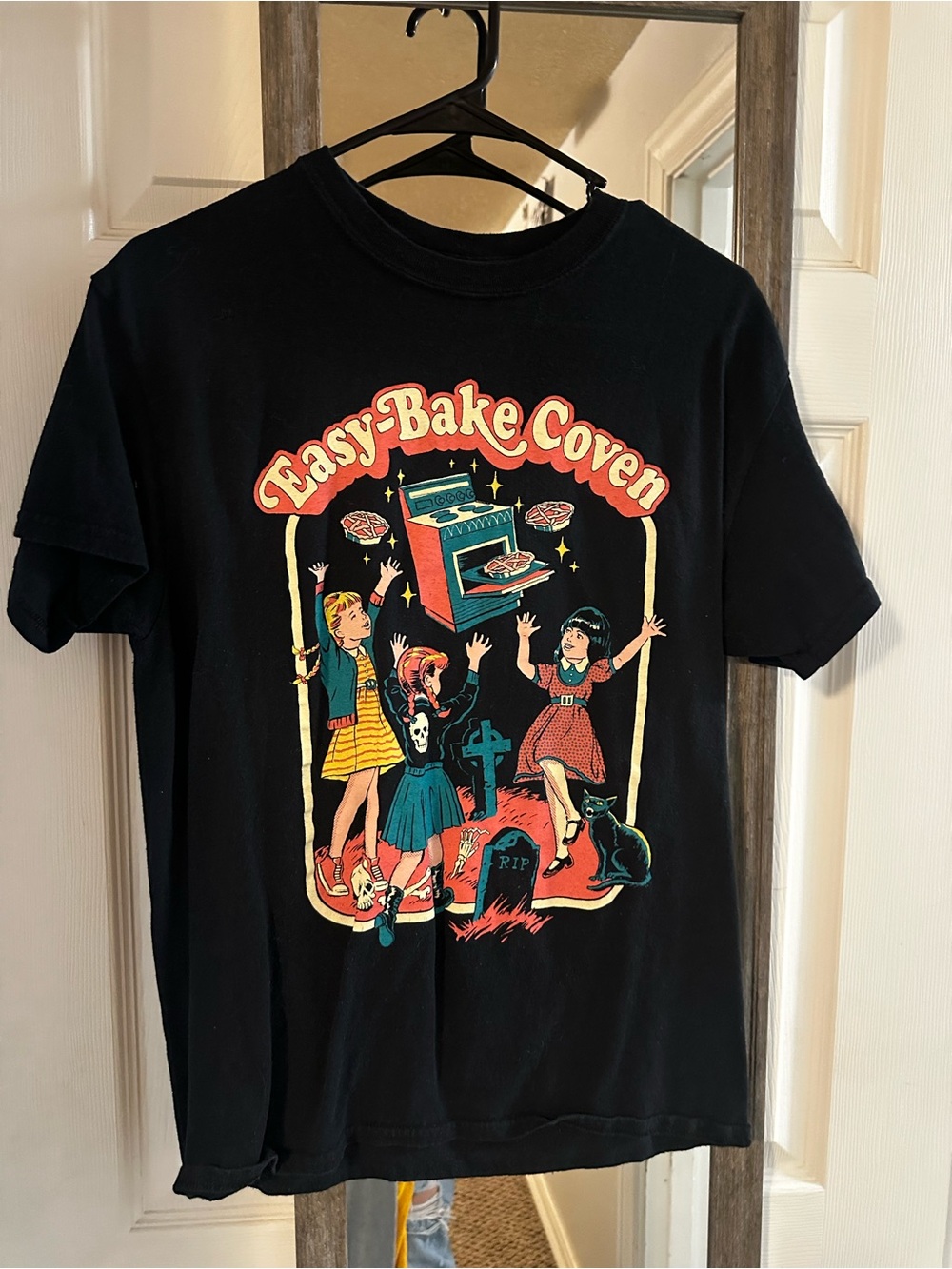 Easy-Bake Coven Graphic Short Sleeve Tee - Black